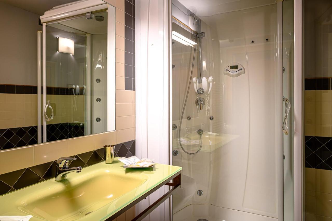 Hotel Ambrosini Aprica Ngoại thất bức ảnh