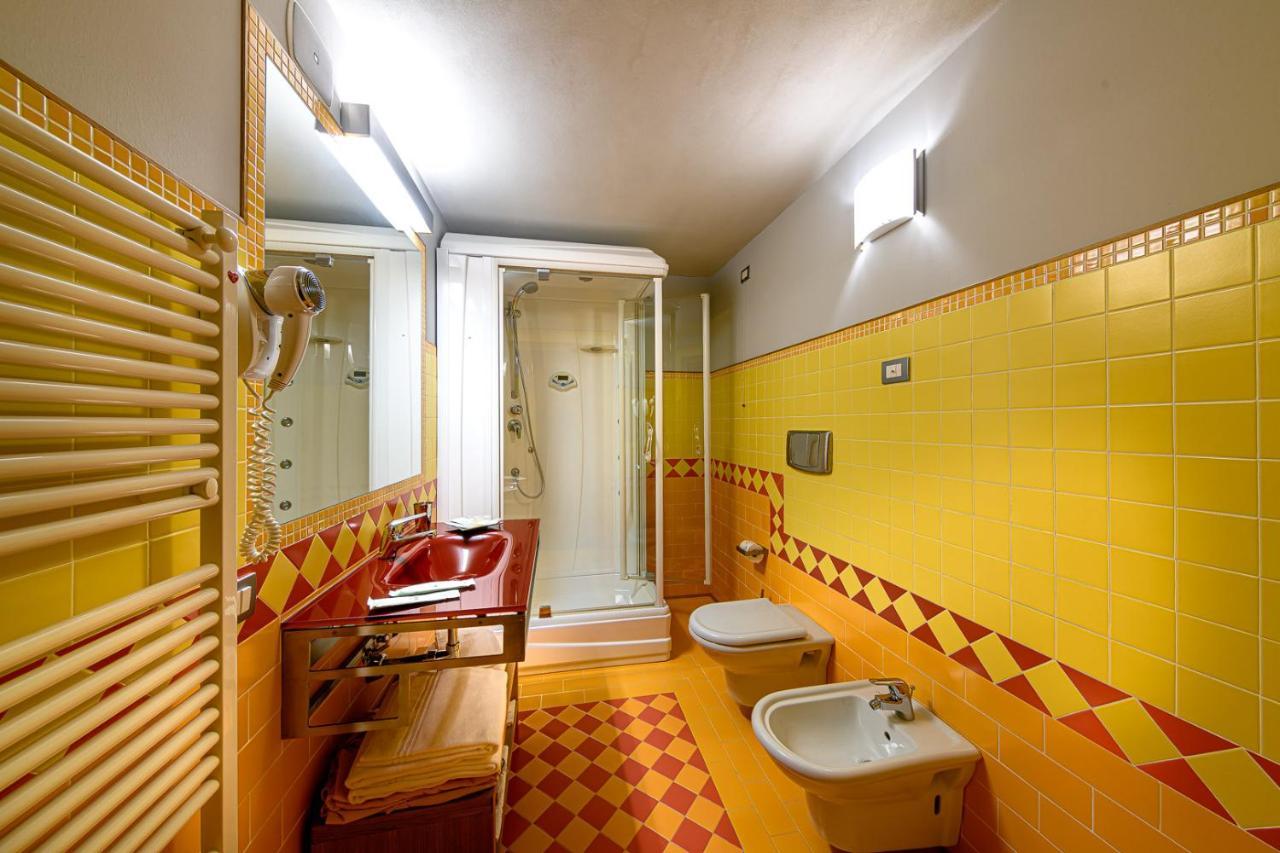 Hotel Ambrosini Aprica Ngoại thất bức ảnh