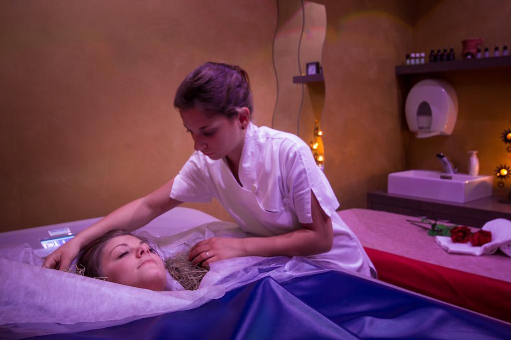 Hotel Ambrosini Aprica Ngoại thất bức ảnh